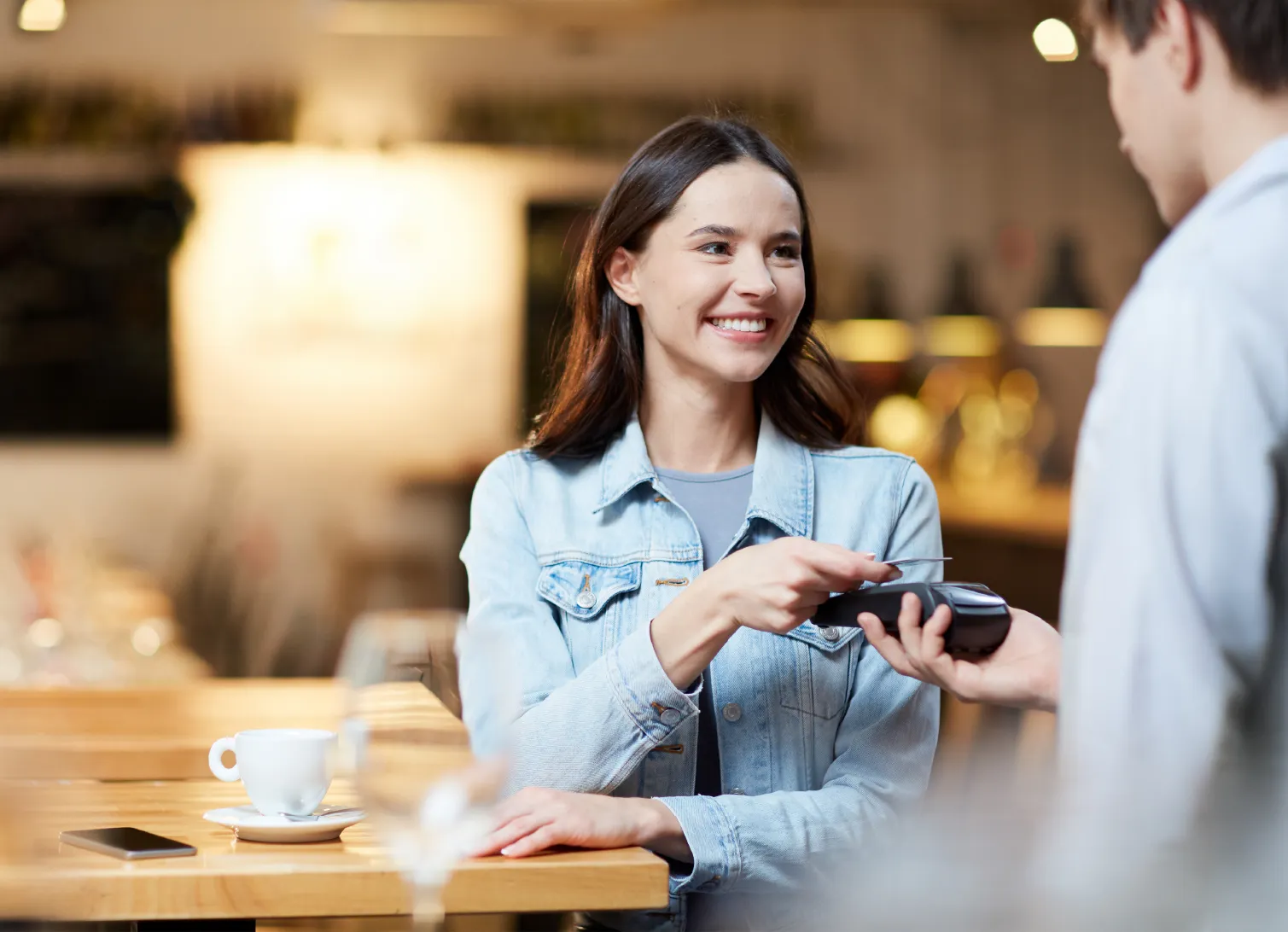 Kafe ve restoranlarda 500 TL'ye varan nakit iade!